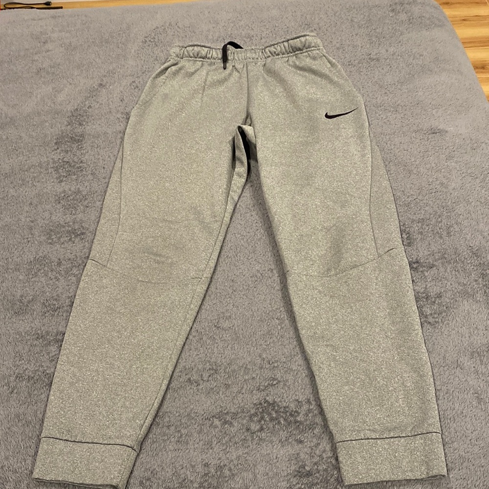 Men’s Nike sweatpants